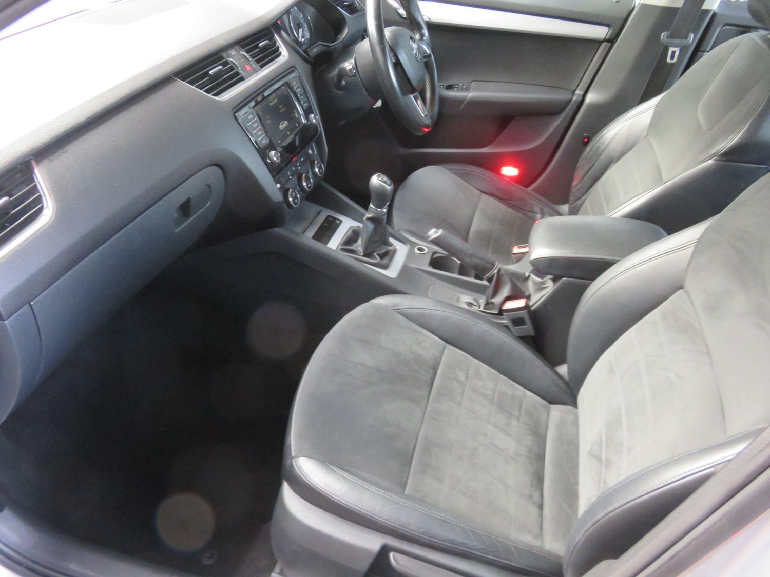 Used Skoda Octavia 2016 for sale - 76433081: Photo 35