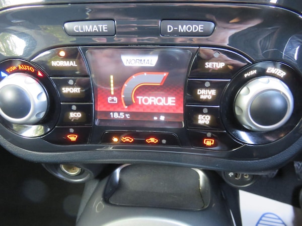 Used Nissan Juke 2010 for sale - 76259306: Photo 25
