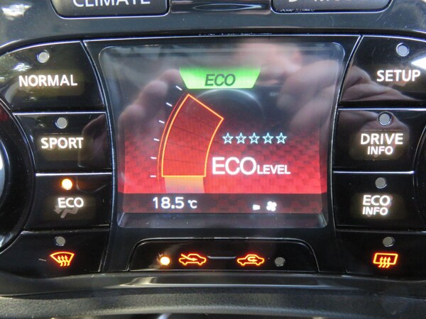 Used Nissan Juke 2010 for sale - 76259306: Photo 26