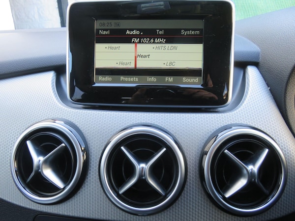 Used Mercedes-Benz B-Class 2014 for sale - 74945631: Photo 23