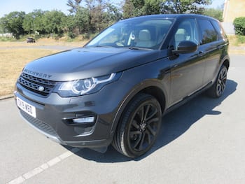 Used Land Rover Discovery Sport 2019 for sale - 79741230: Photo