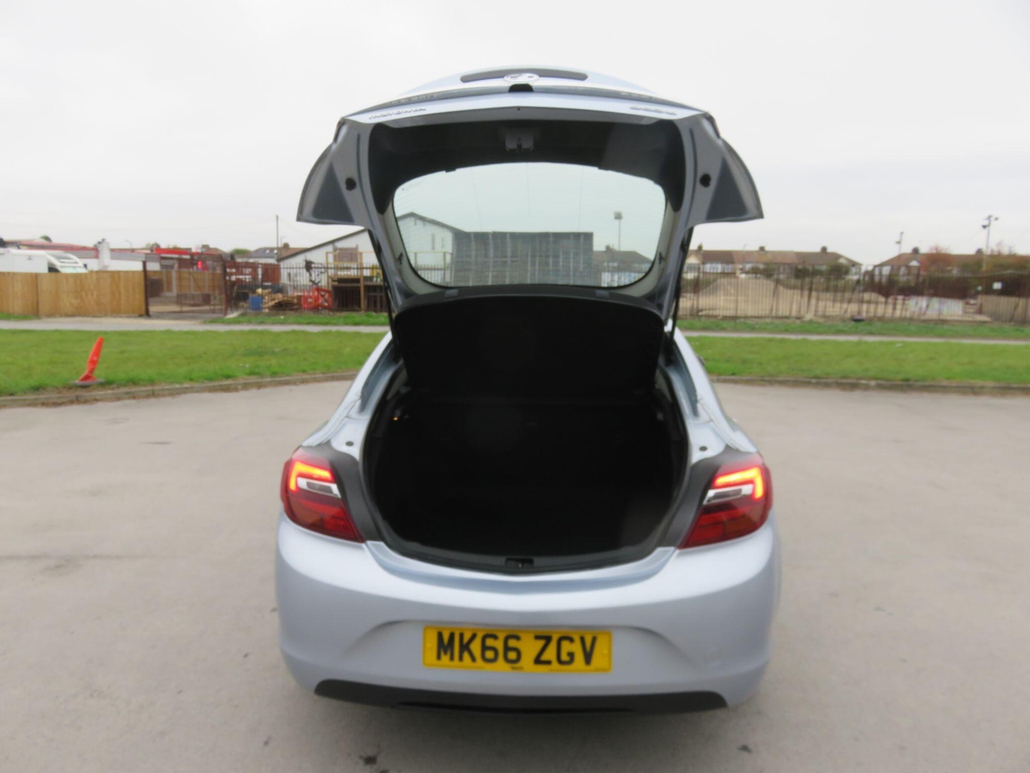 Used Vauxhall Insignia 2016 for sale - 76992109: Photo 18