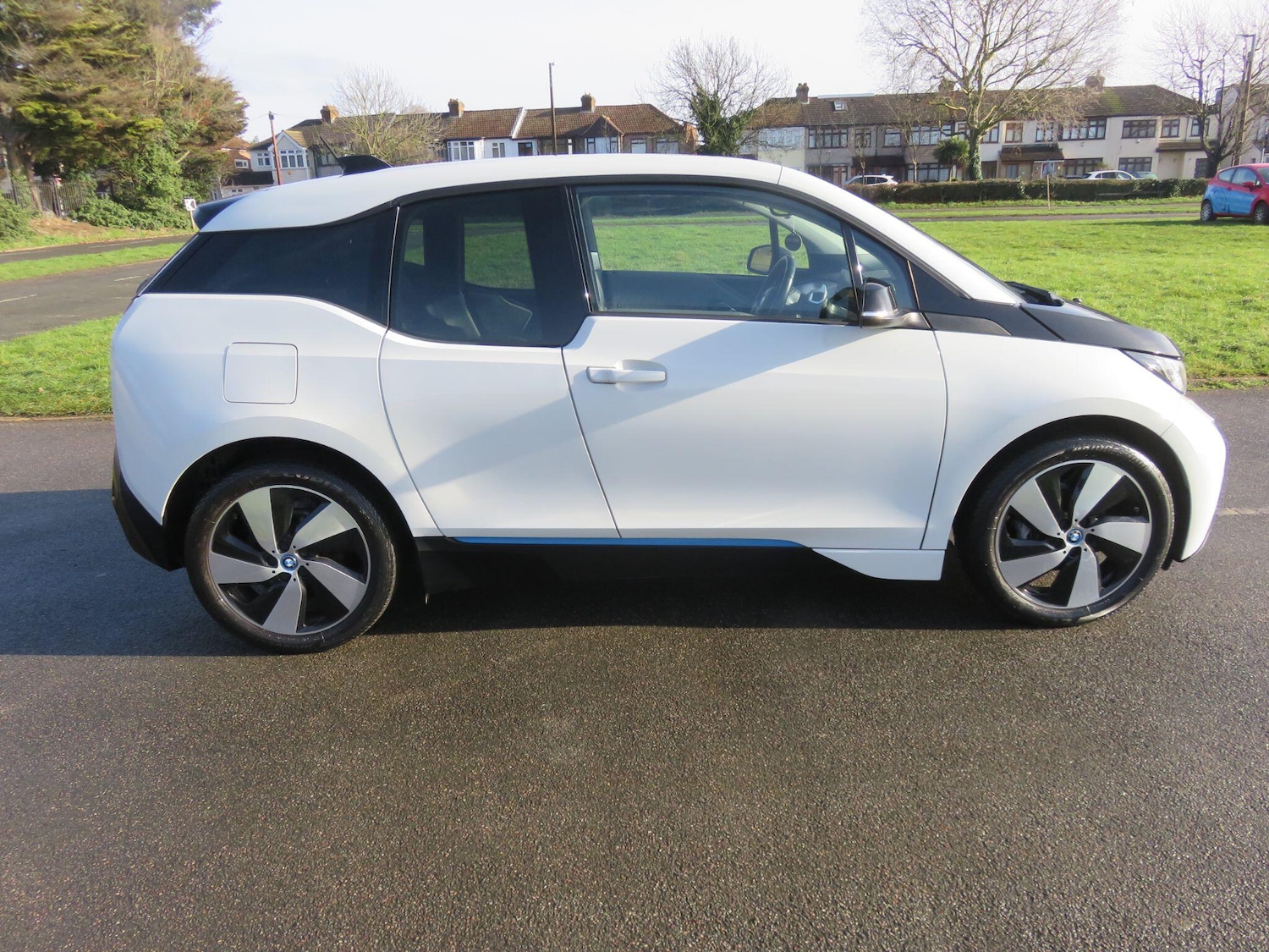 Used BMW i3 2015 for sale - 77352034: Photo 11