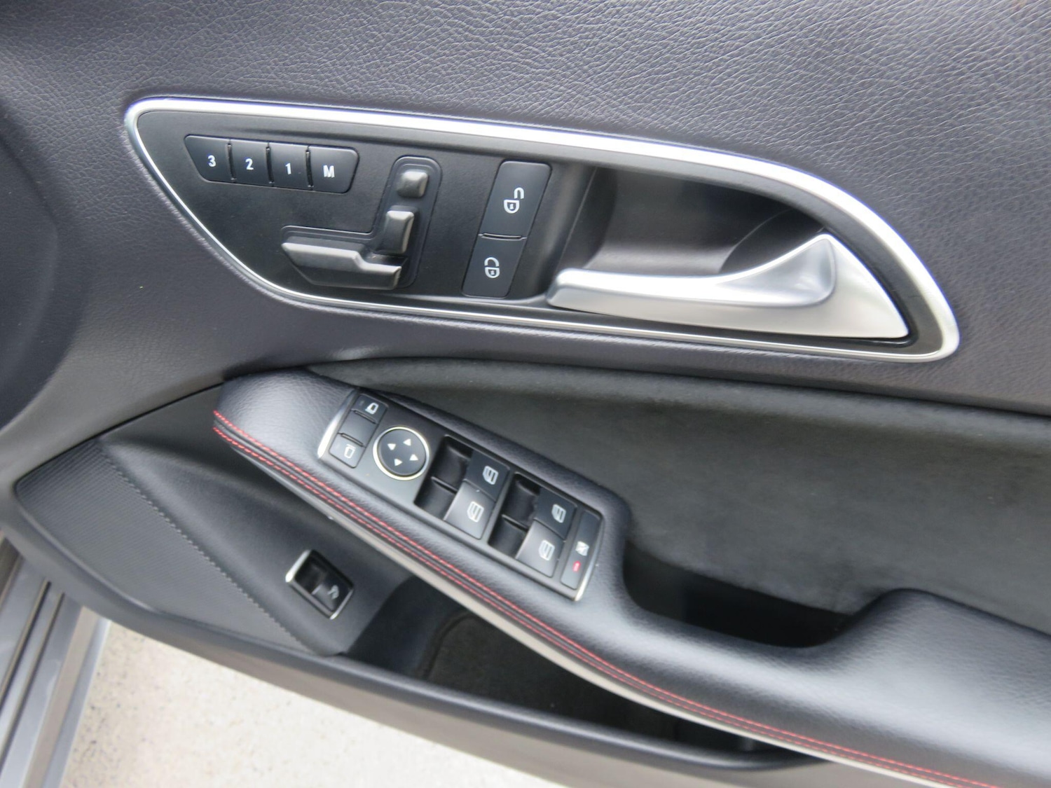 Used Mercedes-Benz CLA 2013 for sale - 77386775: Photo 34