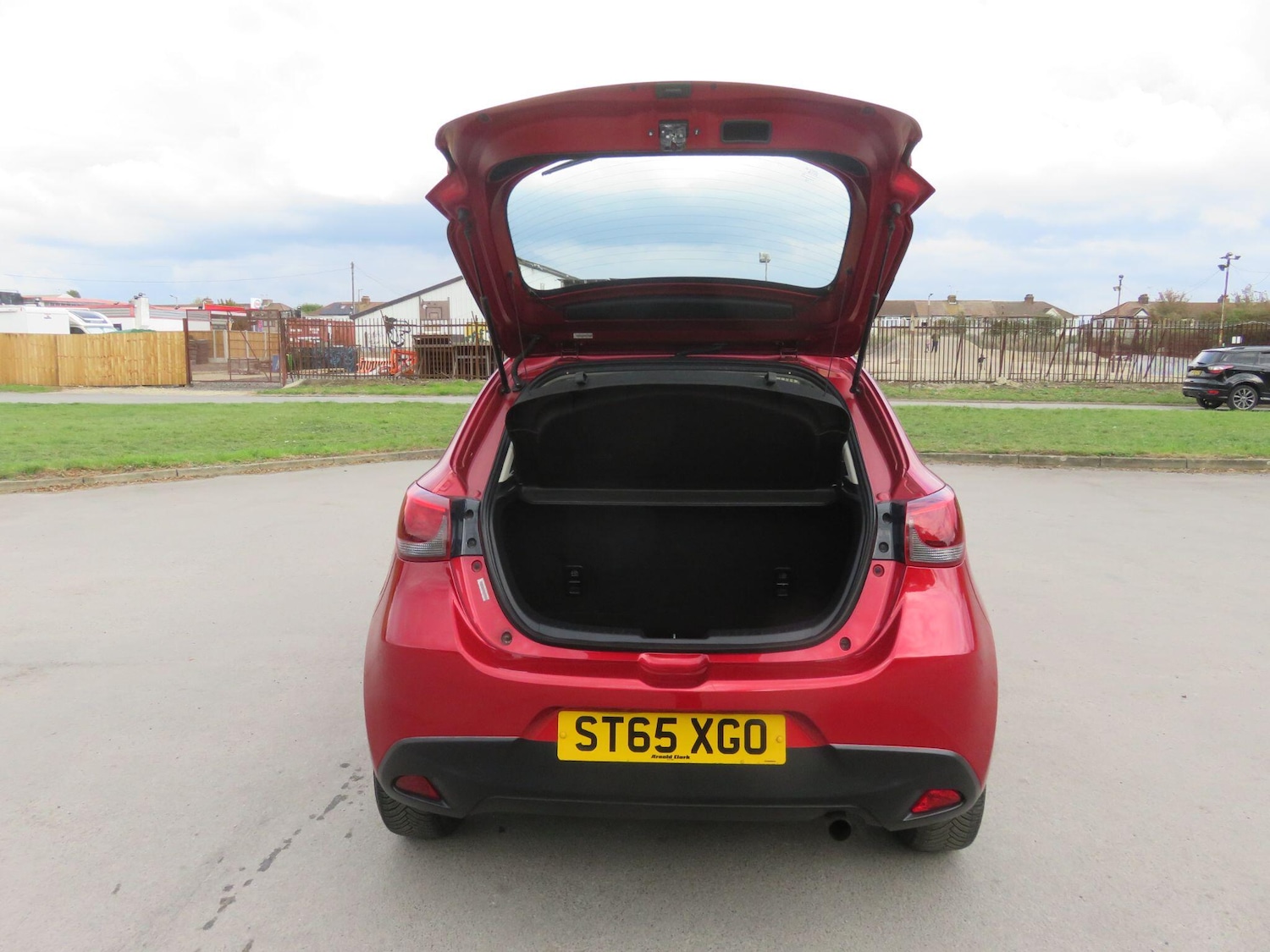 Used Mazda Mazda2 2016 for sale - 76991183: Photo 18