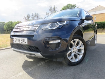 Used Land Rover Discovery Sport 2016 for sale - 79374468: Photo