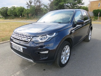 Used Land Rover Discovery Sport 2016 for sale - 79374468: Photo