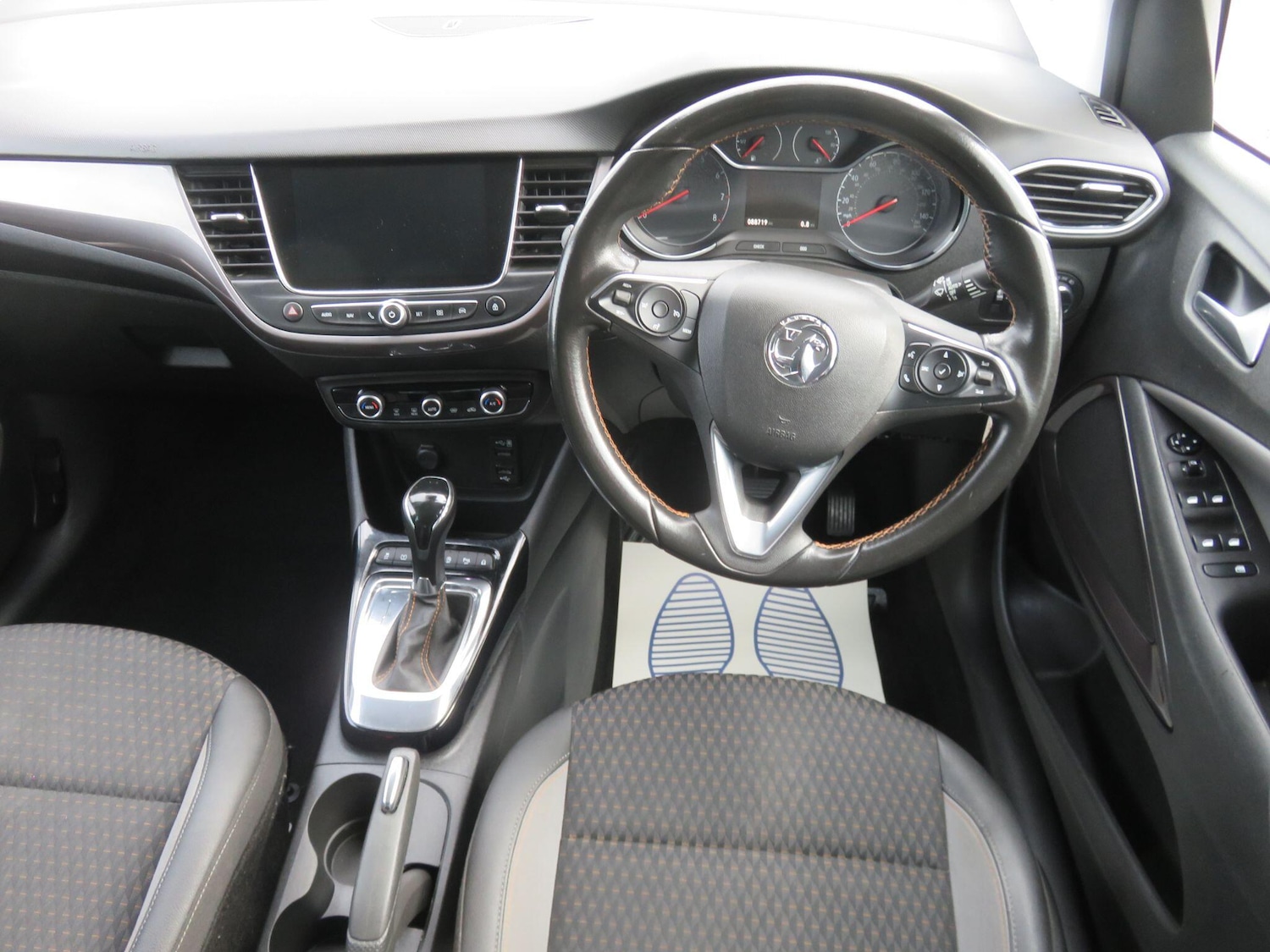 Used Vauxhall Crossland X 2018 for sale - 78073056: Photo 21