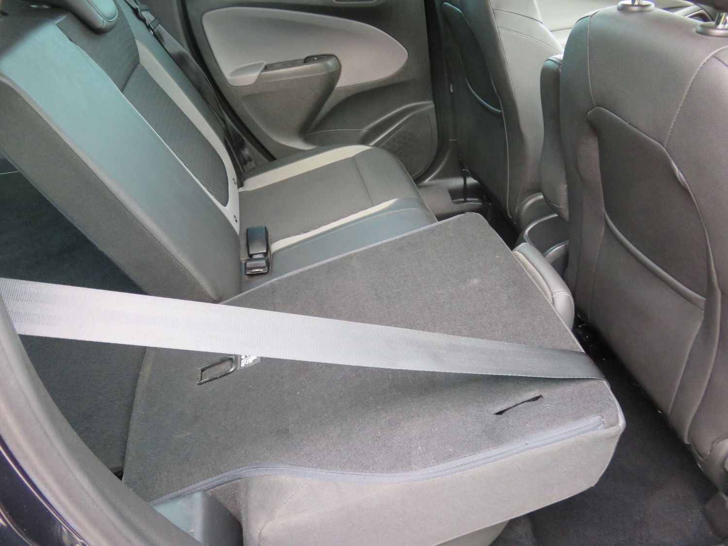 Used Vauxhall Crossland X 2018 for sale - 78073056: Photo 35