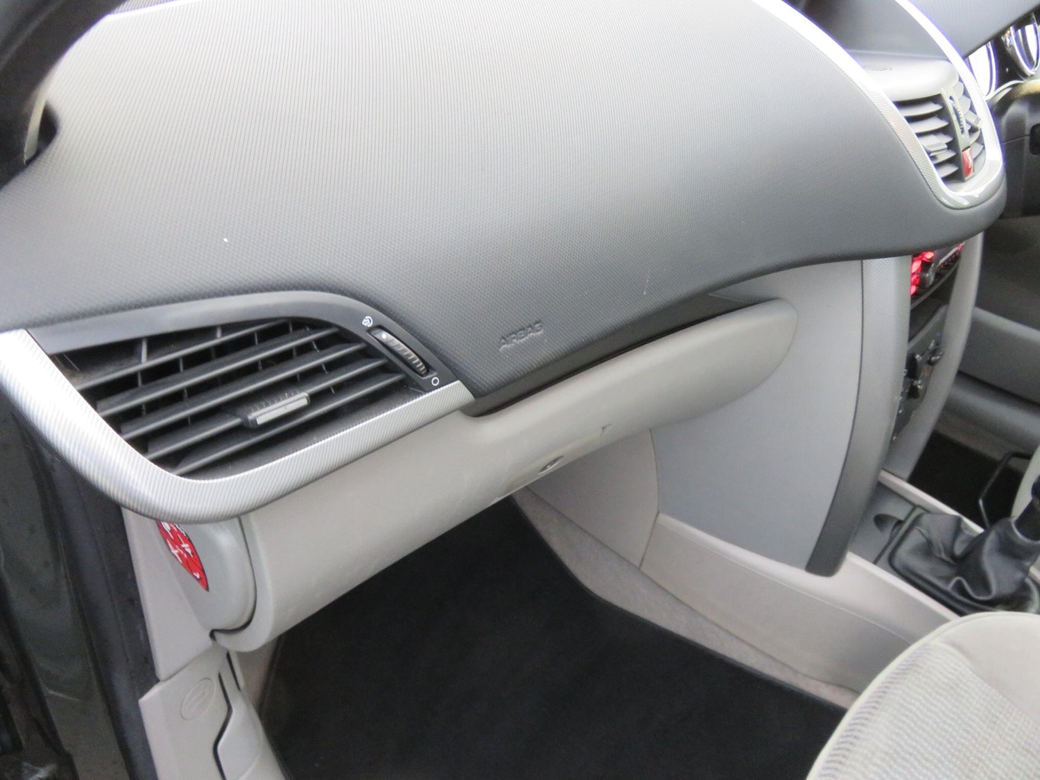 Used Peugeot 207 2007 for sale - 76645479: Photo 33