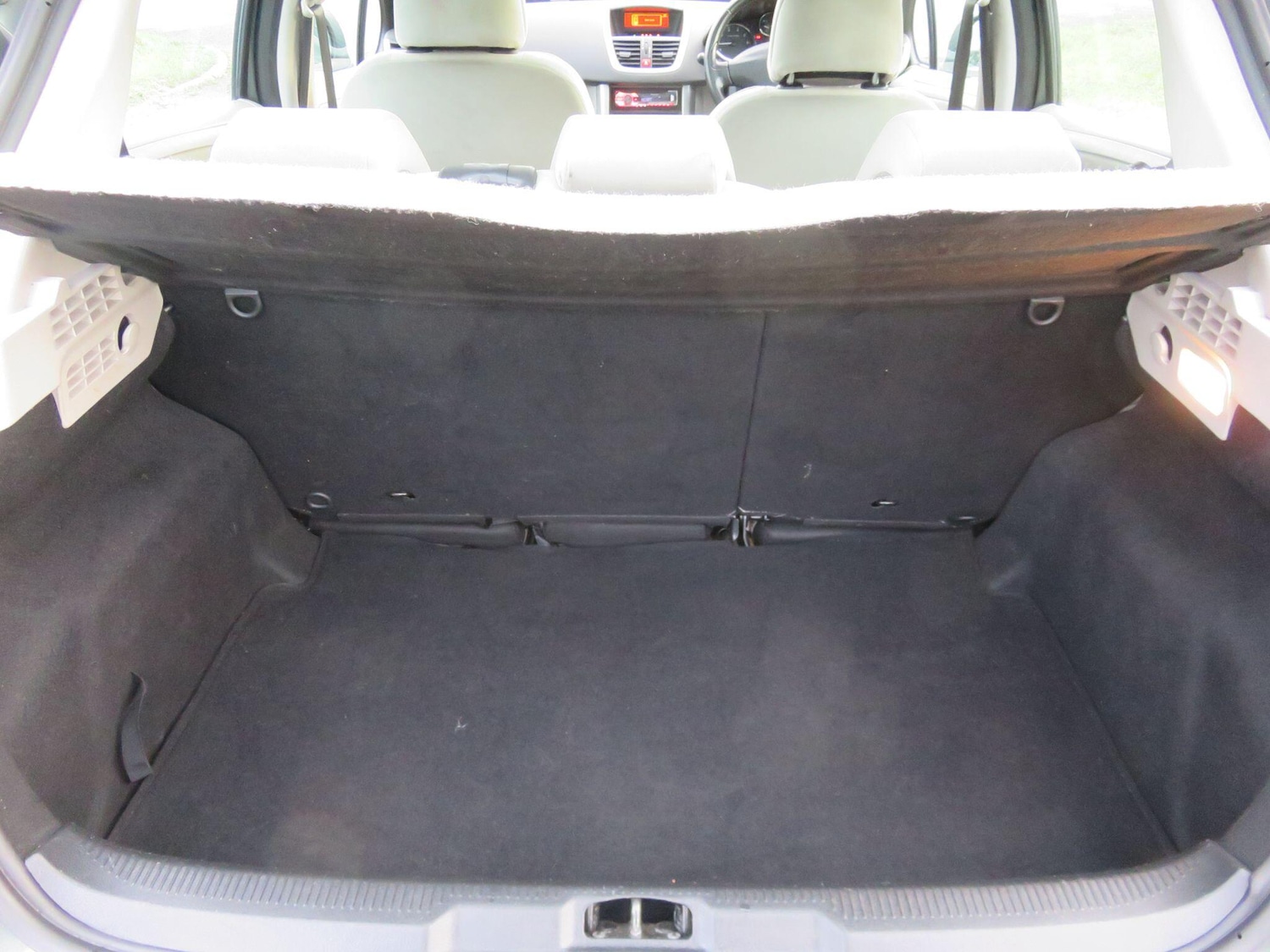 Used Peugeot 207 2007 for sale - 76645479: Photo 38