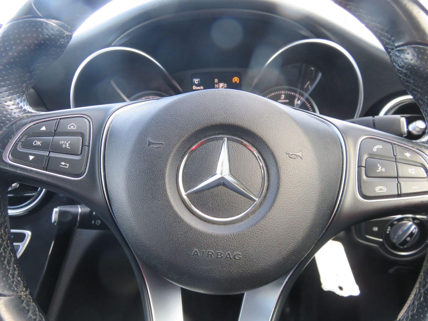 Used Mercedes-Benz C Class 2014 for sale - 77794106: Photo 24