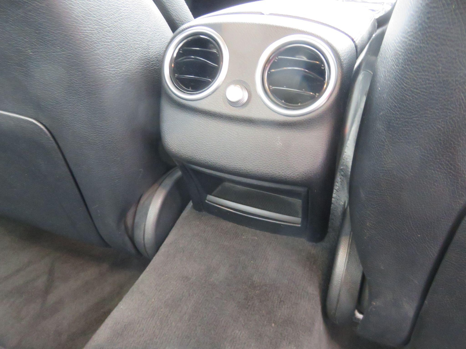 Used Mercedes-Benz C Class 2014 for sale - 77794106: Photo 57