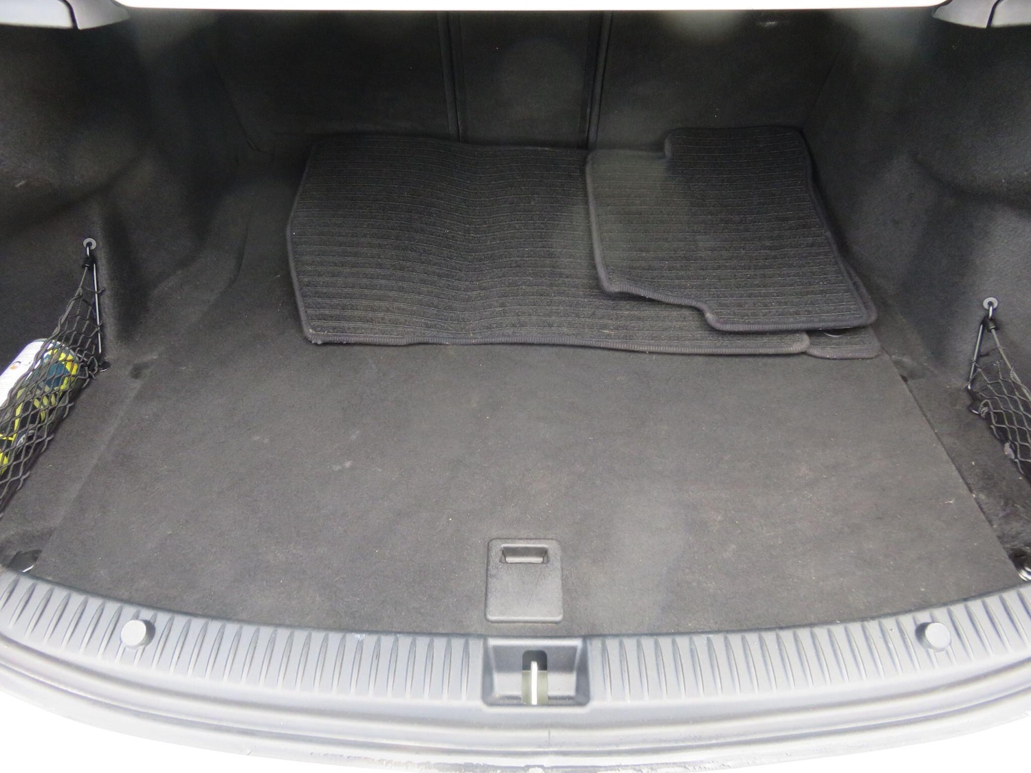 Used Mercedes-Benz C Class 2014 for sale - 77794106: Photo 59