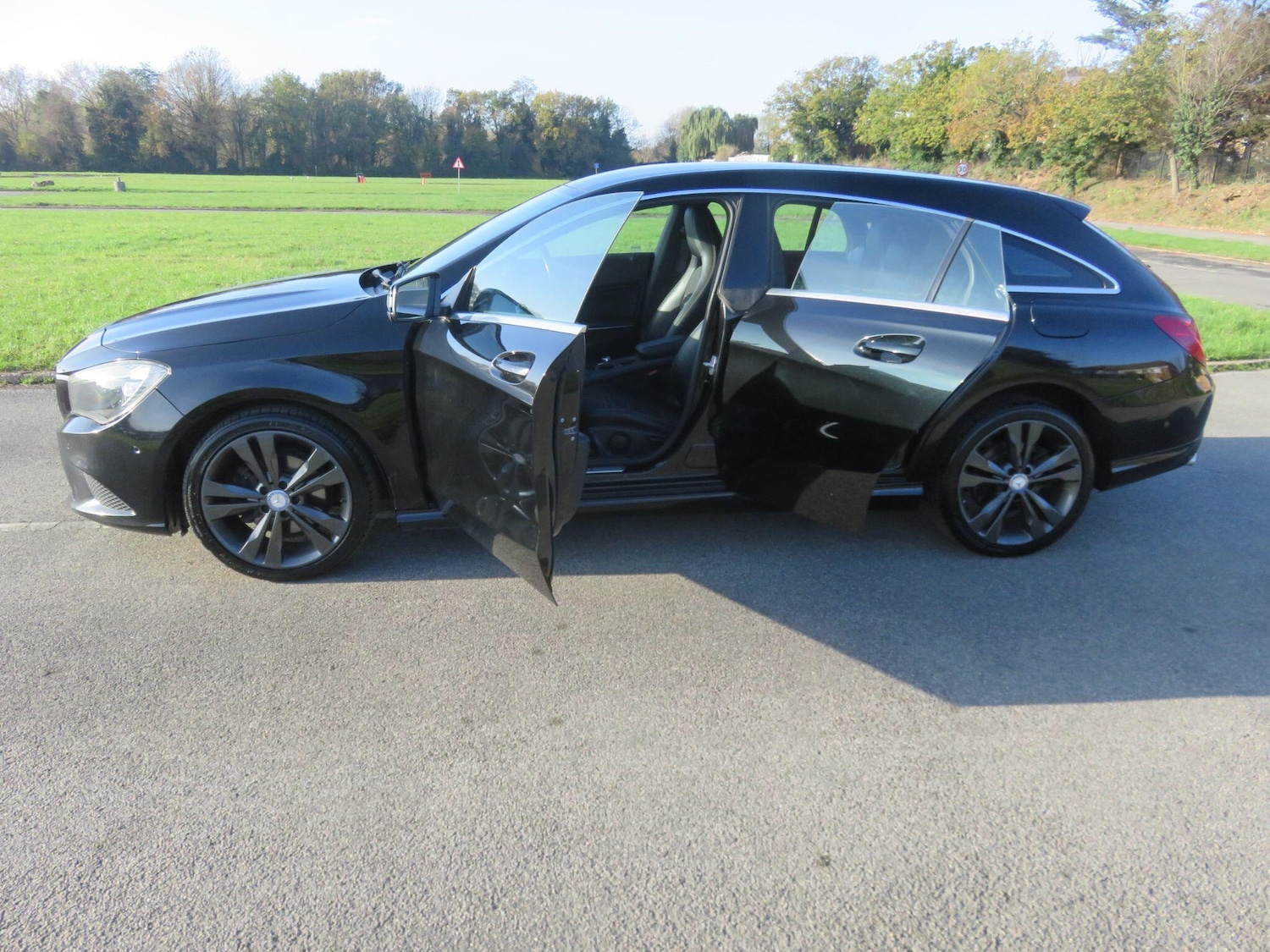 Used Mercedes-Benz CLA 2015 for sale - 77015375: Photo 17