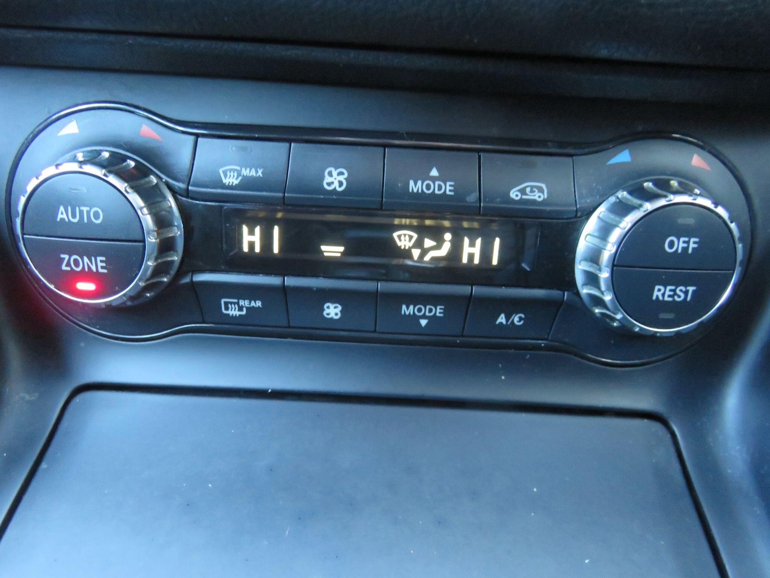 Used Mercedes-Benz CLA 2015 for sale - 77015375: Photo 30