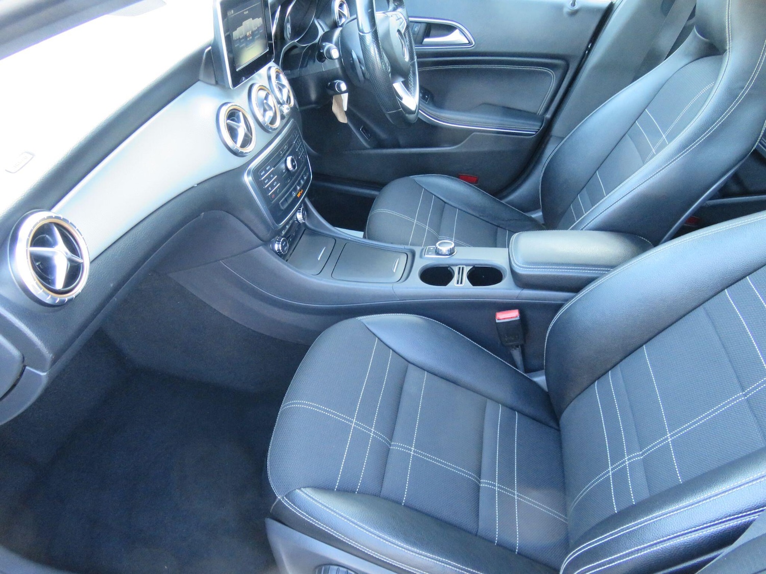 Used Mercedes-Benz CLA 2015 for sale - 77015375: Photo 35