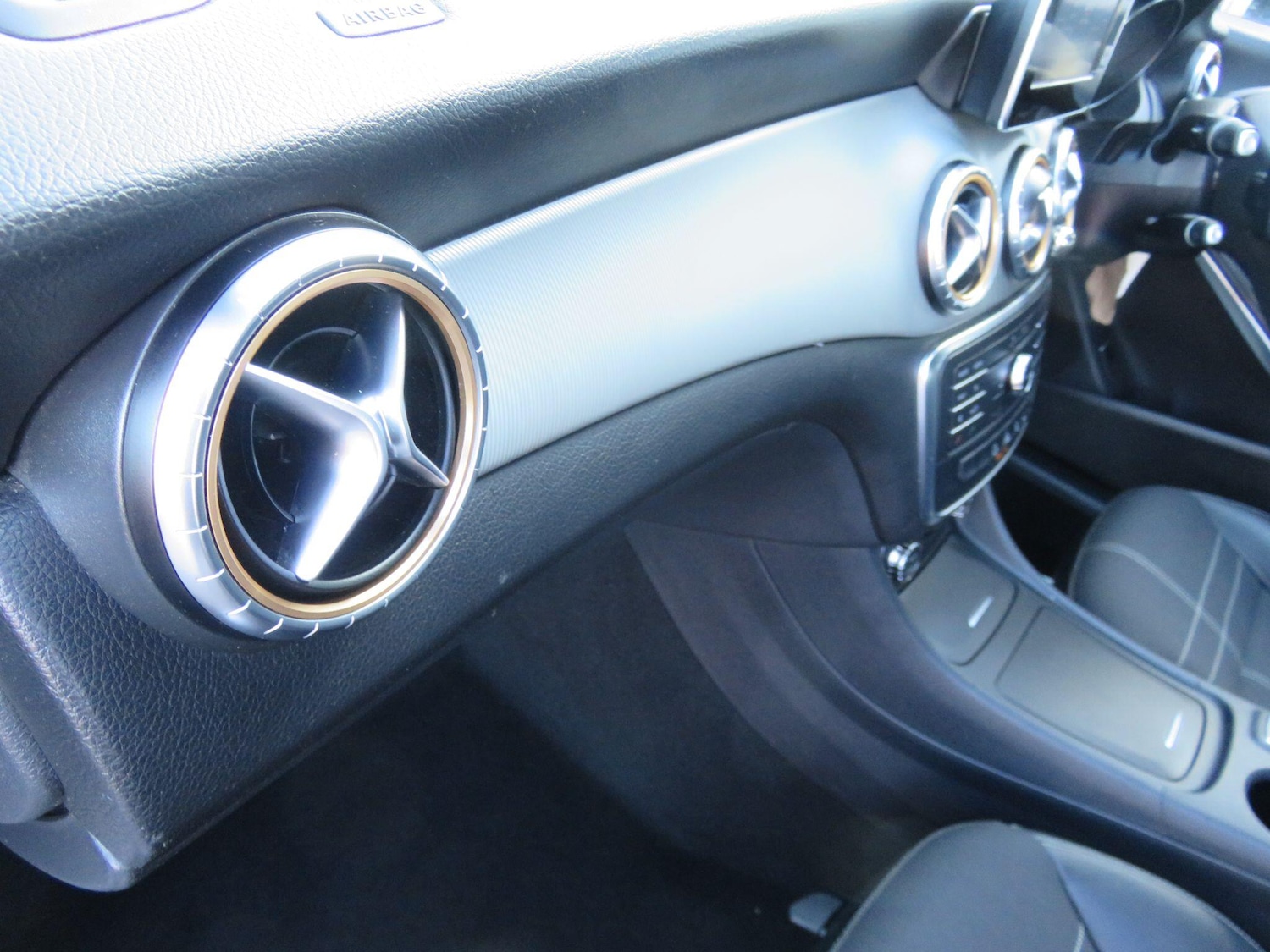 Used Mercedes-Benz CLA 2015 for sale - 77015375: Photo 36