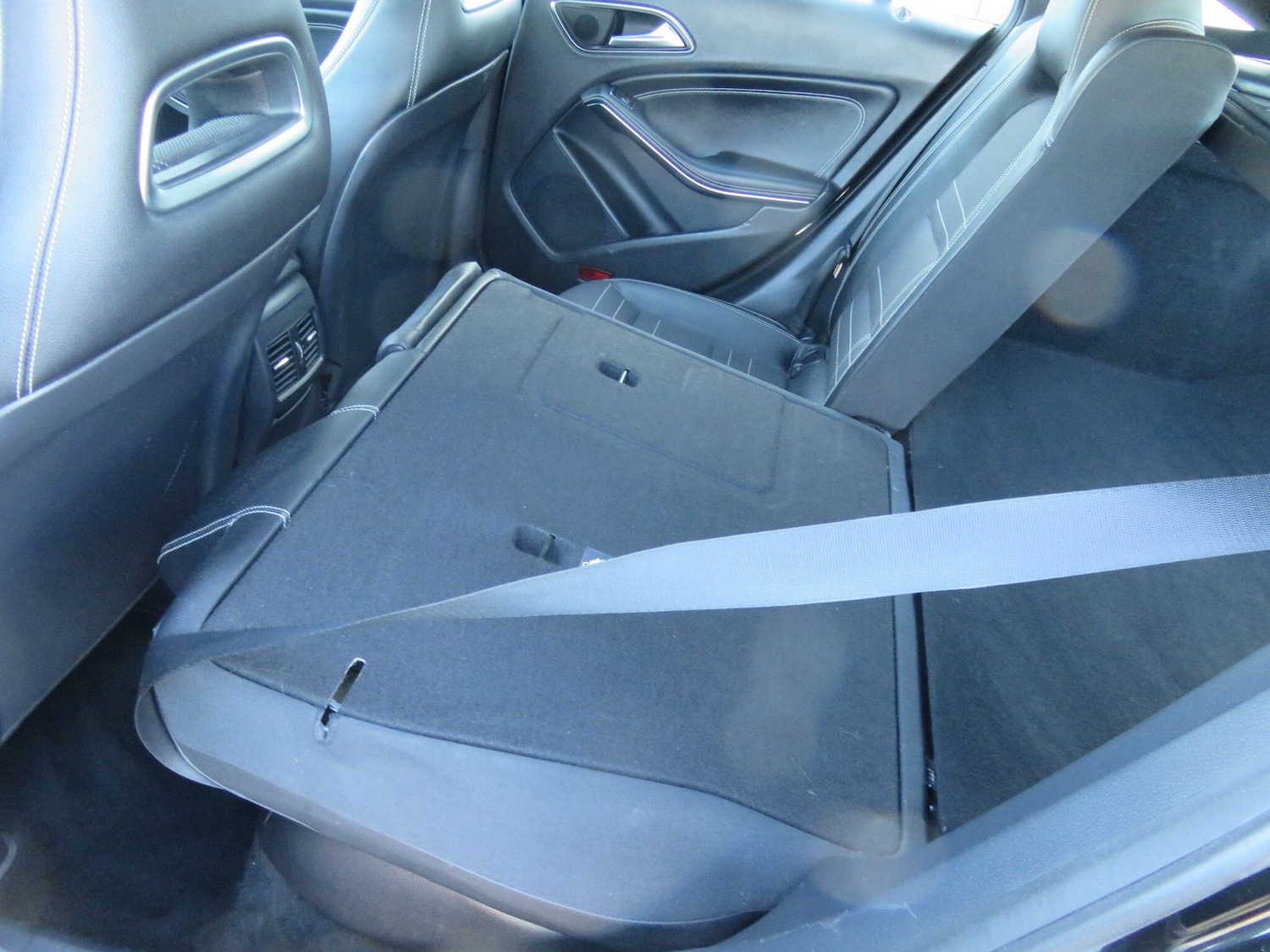 Used Mercedes-Benz CLA 2015 for sale - 77015375: Photo 42