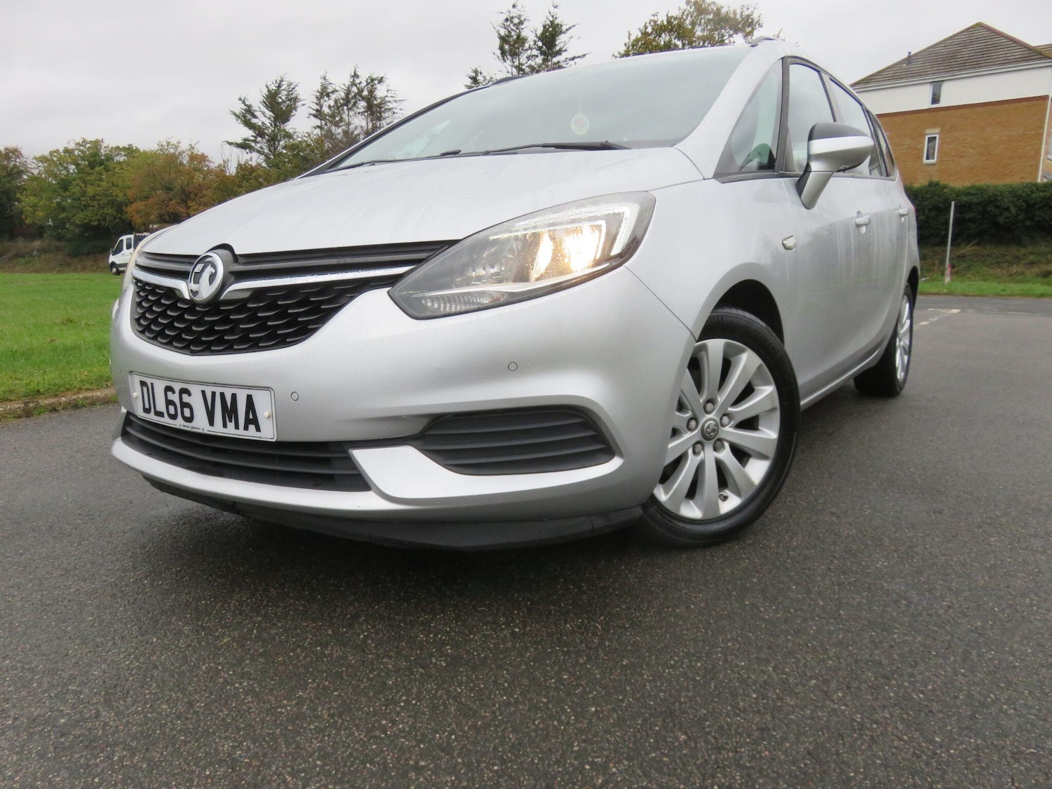 Used Vauxhall Zafira 2016 for sale - 76549260: Photo 2