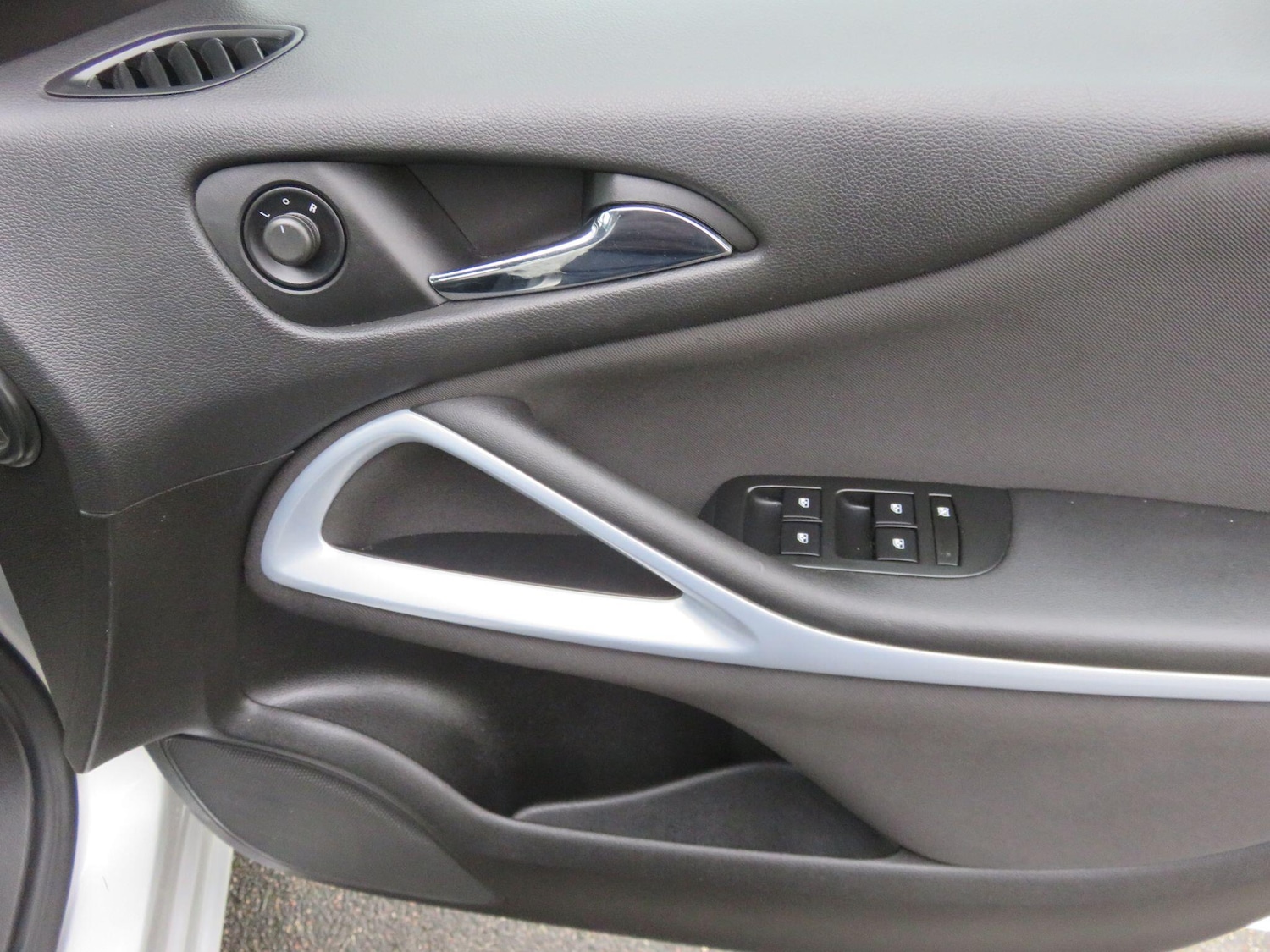 Used Vauxhall Zafira 2016 for sale - 76549260: Photo 36