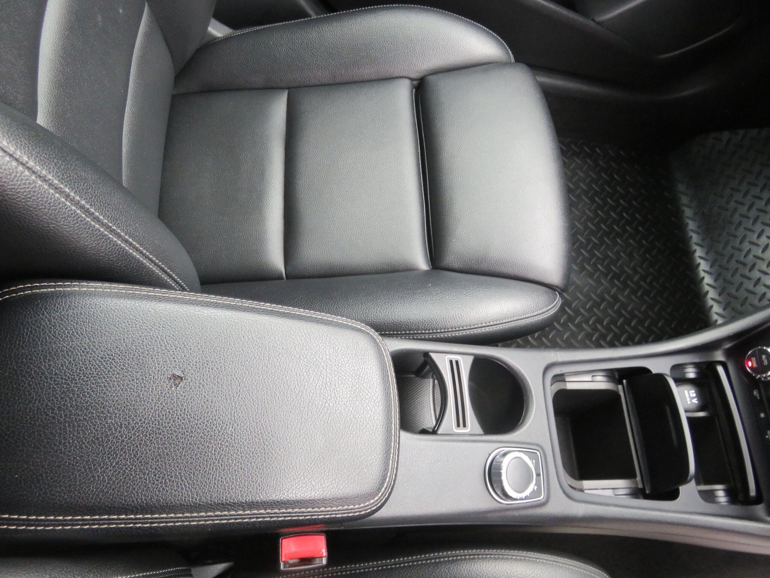 Used Mercedes-Benz GLA 2018 for sale - 76993463: Photo 37