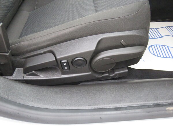 Used Vauxhall Insignia 2016 for sale - 76269682: Photo 32