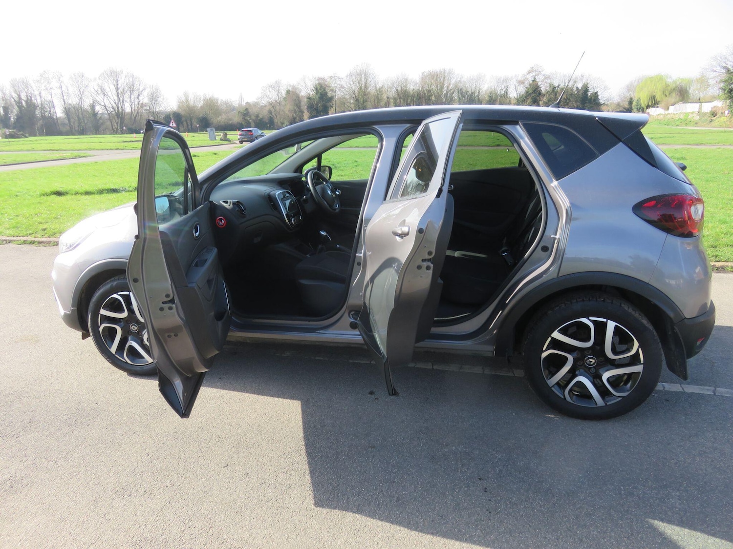 Used Renault Captur 2019 for sale - 77671328: Photo 16