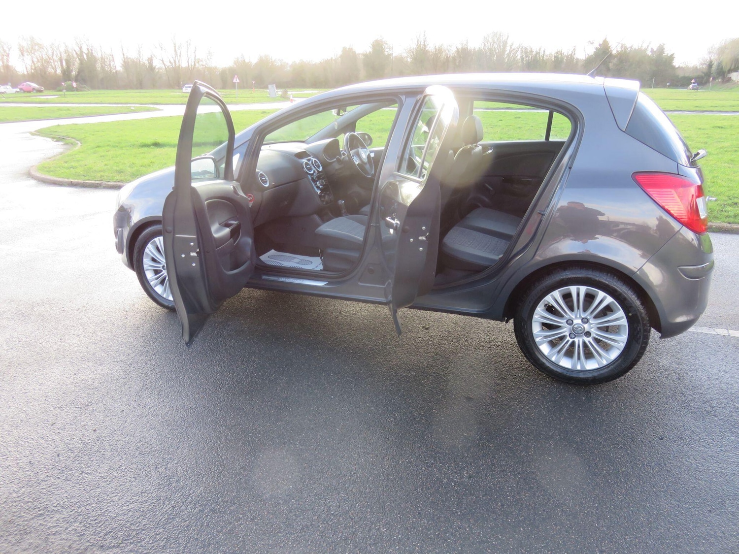 Used Vauxhall Corsa for sale - 77538285: Photo 17