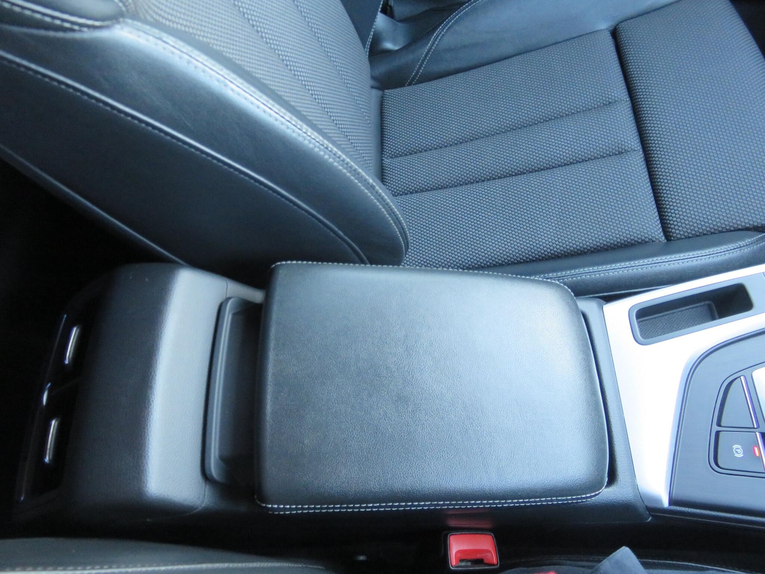 Used Audi A4 2016 for sale - 77330928: Photo 45