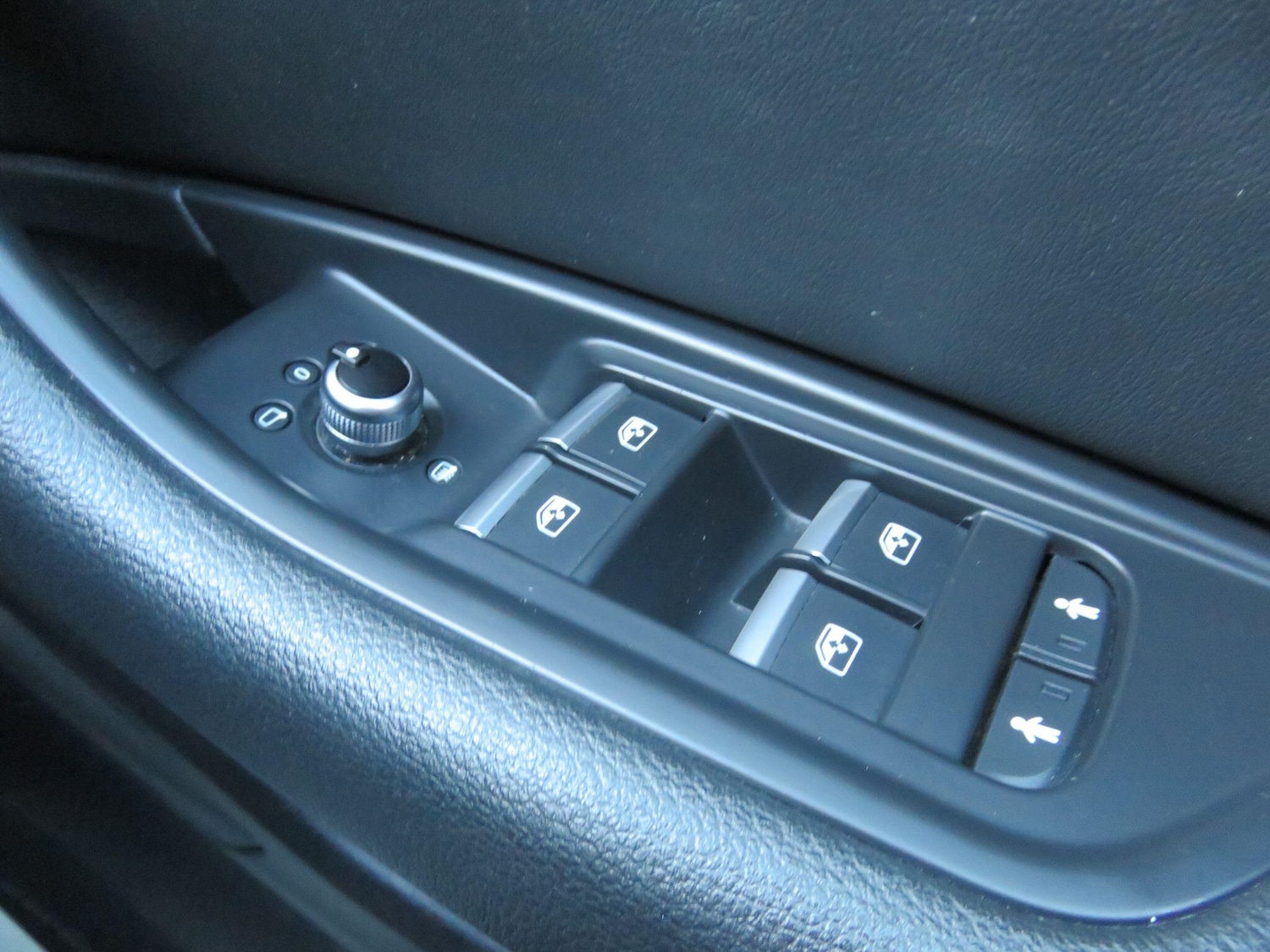 Used Audi A4 2016 for sale - 77330928: Photo 48