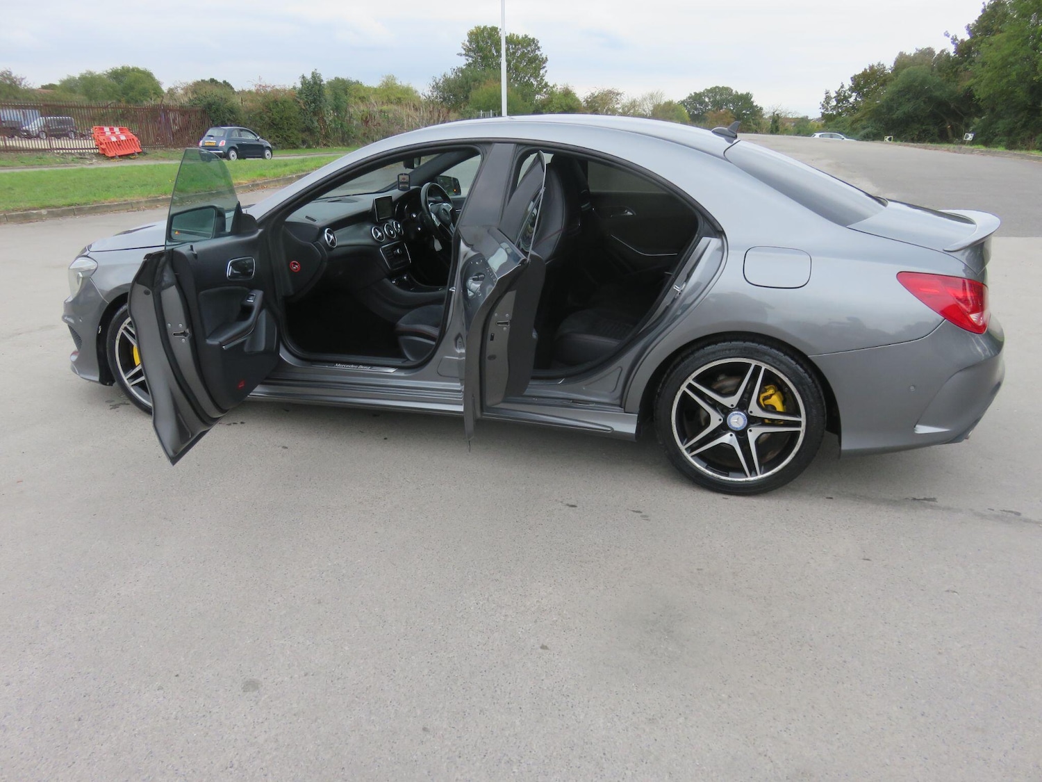 Used Mercedes-Benz CLA 2013 for sale - 76584557: Photo 17