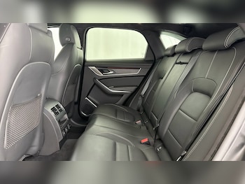 Used Jaguar F-Pace 2024 for sale - 79449348: Photo