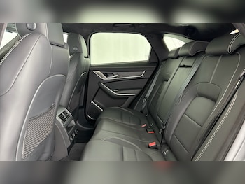 Used Jaguar F-Pace 2024 for sale - 79262634: Photo