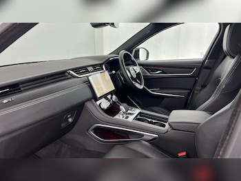 Used Jaguar F-Pace 2023 for sale - 79262594: Photo