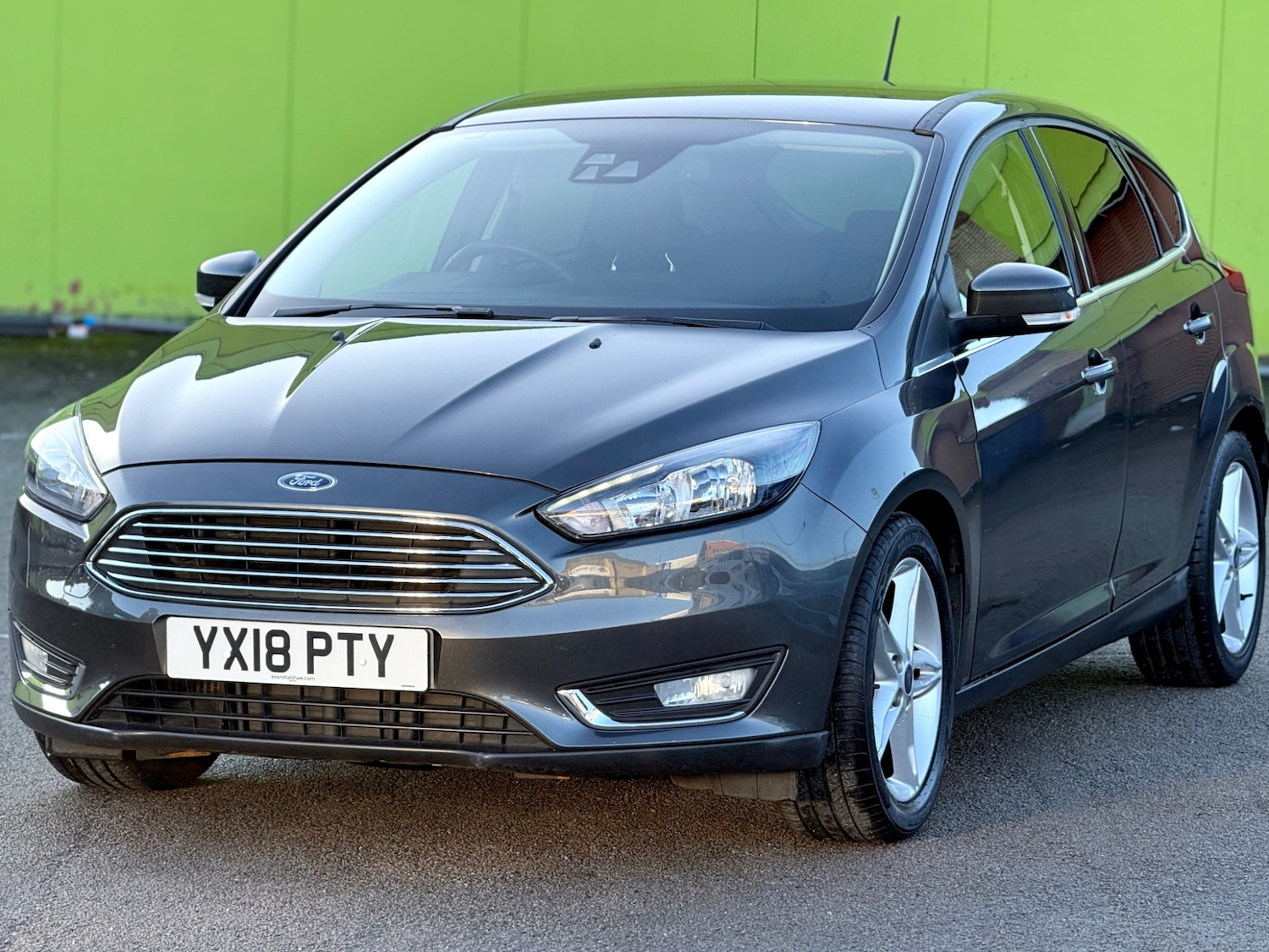 Used Ford Focus 2018 for sale - 76787040: Photo 2