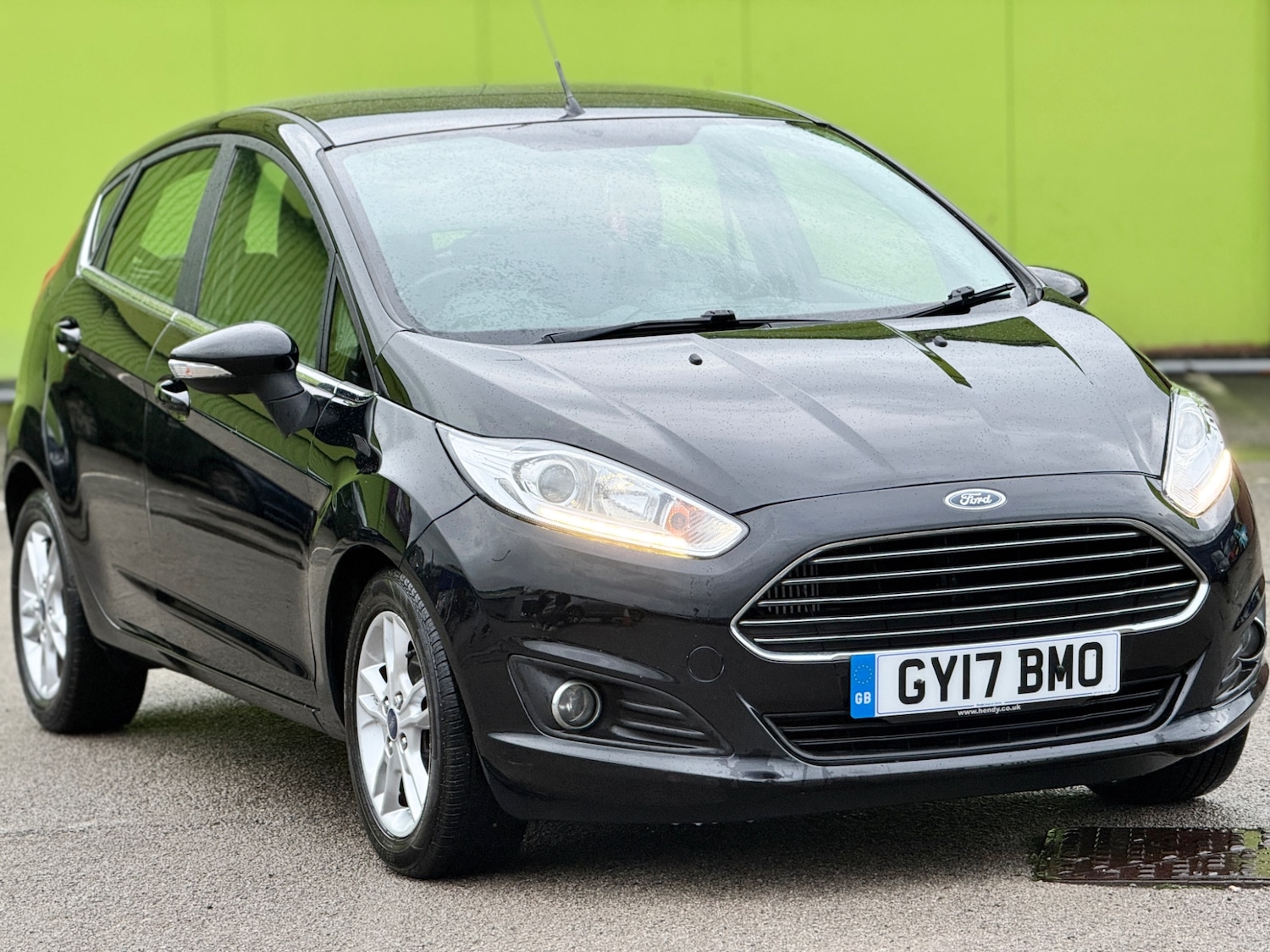 Used Ford Fiesta 2017 for sale - 76772299: Photo 1