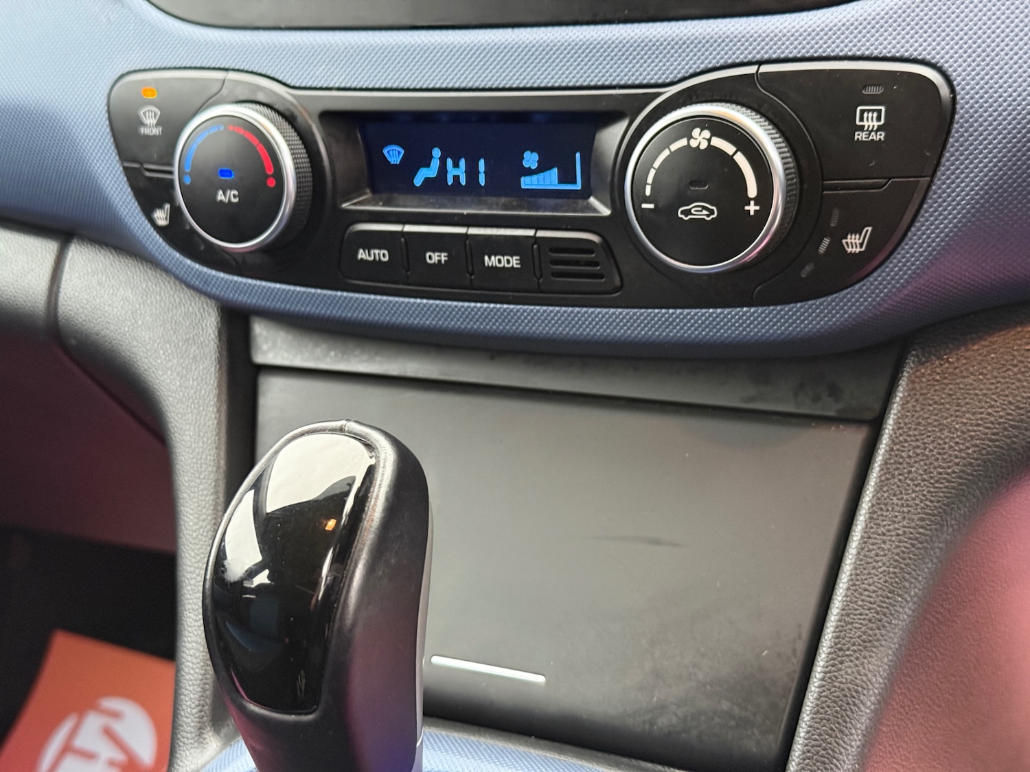 Used Hyundai i10 2015 for sale - 77426218: Photo 24