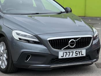 Used Volvo V40 2017 for sale - 79849272: Photo