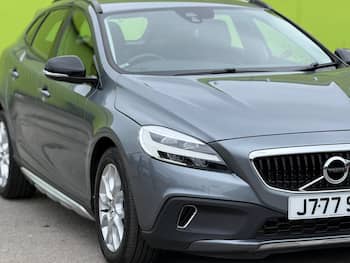 Used Volvo V40 2017 for sale - 79849272: Photo
