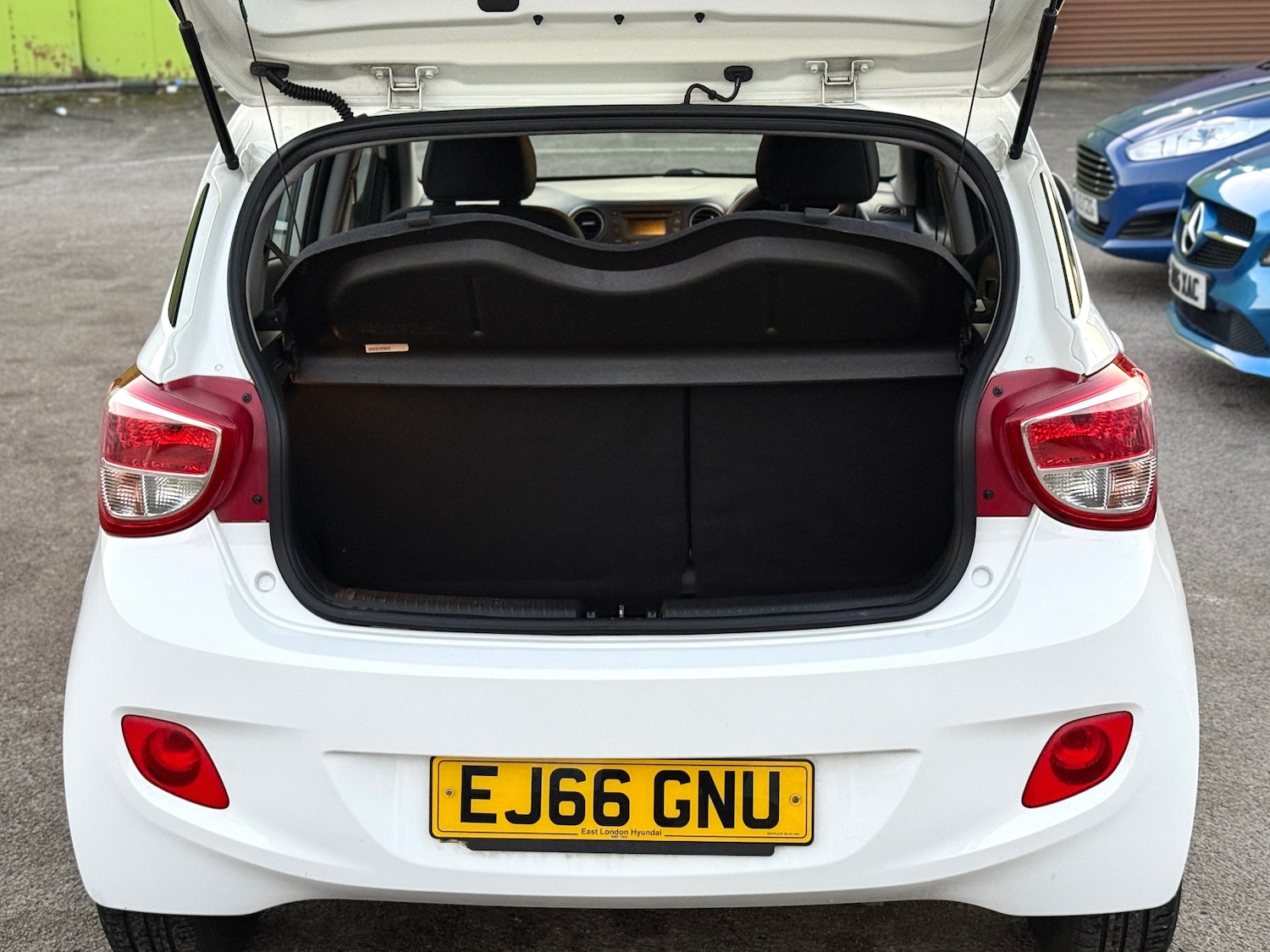 Used Hyundai i10 2016 for sale - 77157248: Photo 10