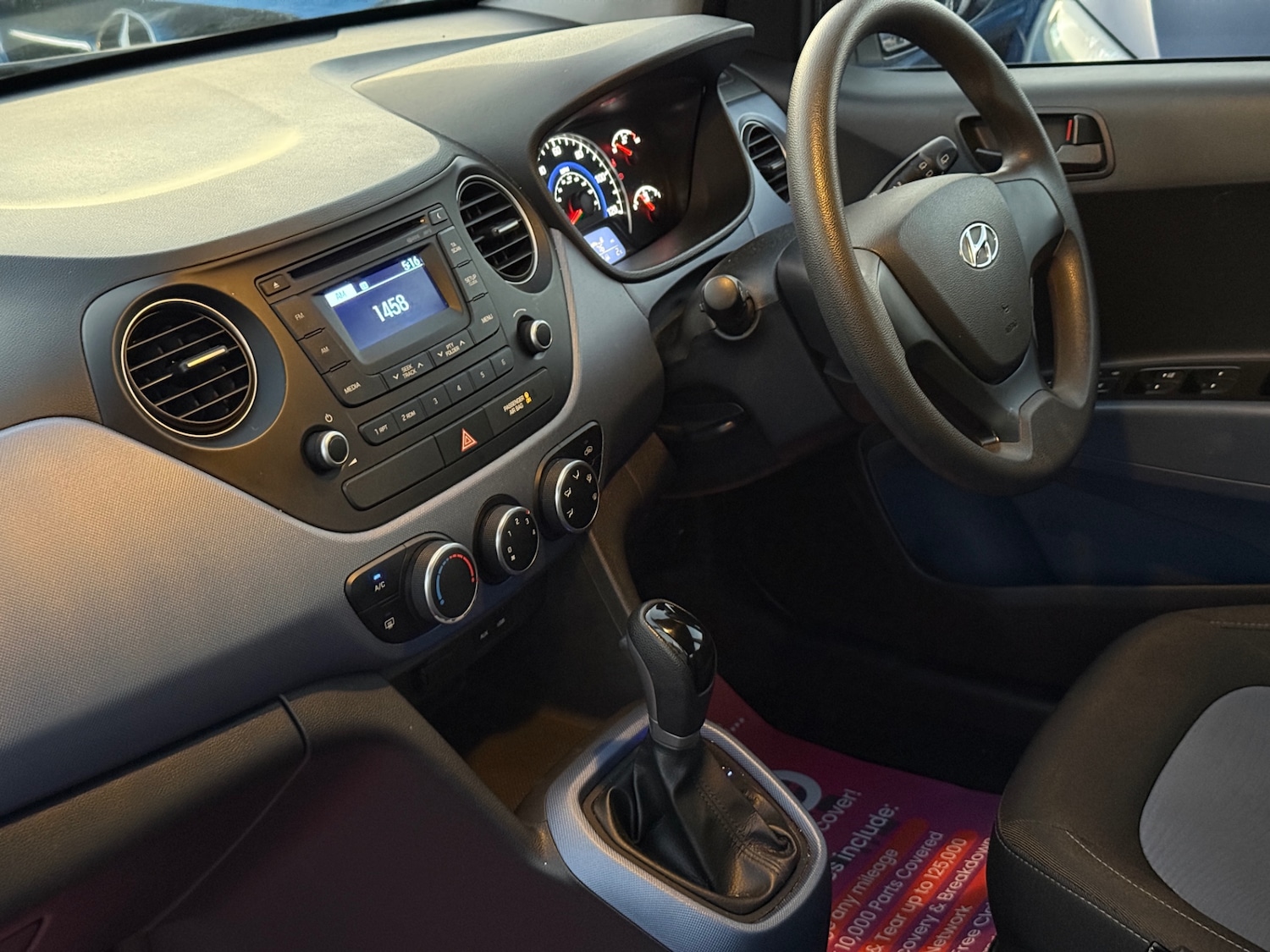 Used Hyundai i10 2016 for sale - 77157248: Photo 17