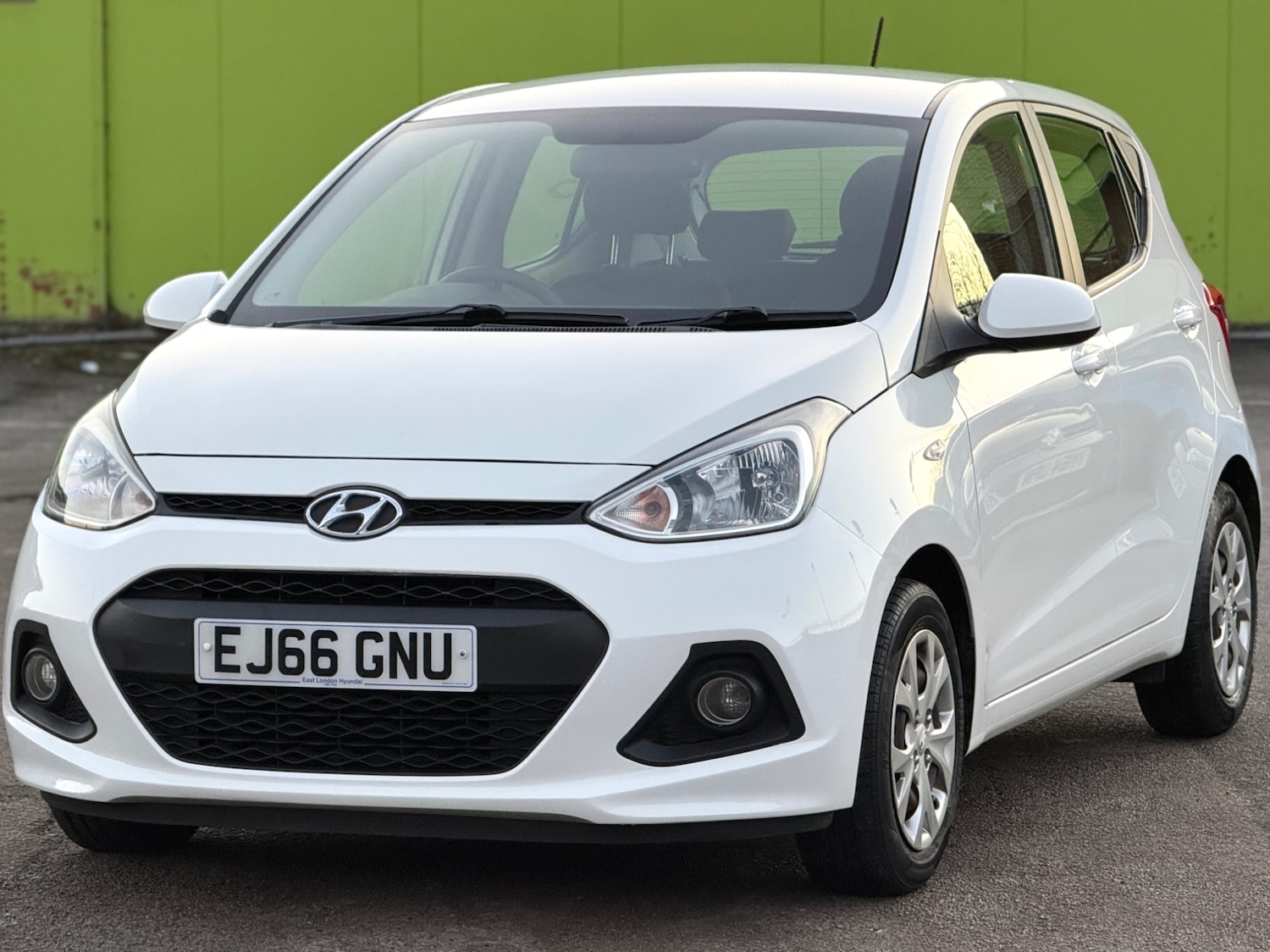 Used Hyundai i10 2016 for sale - 77157248: Photo 2