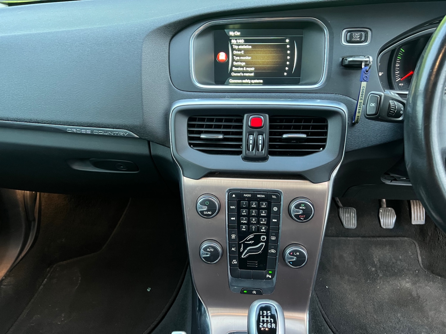 Used Volvo V40 2017 for sale - 76294396: Photo 18