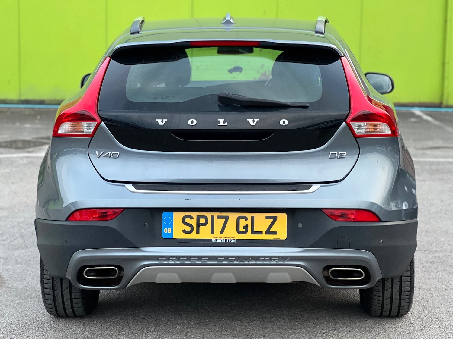 Used Volvo V40 2017 for sale - 76294396: Photo 4