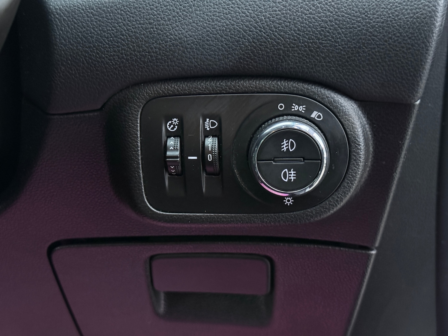 Used Vauxhall Zafira 2016 for sale - 78141755: Photo 17