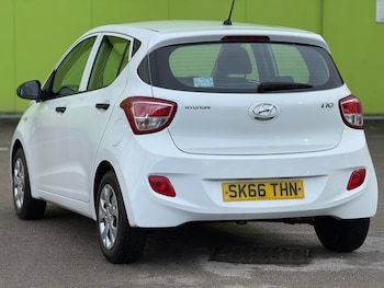 Used Hyundai i10 2016 for sale - 77397000: Photo