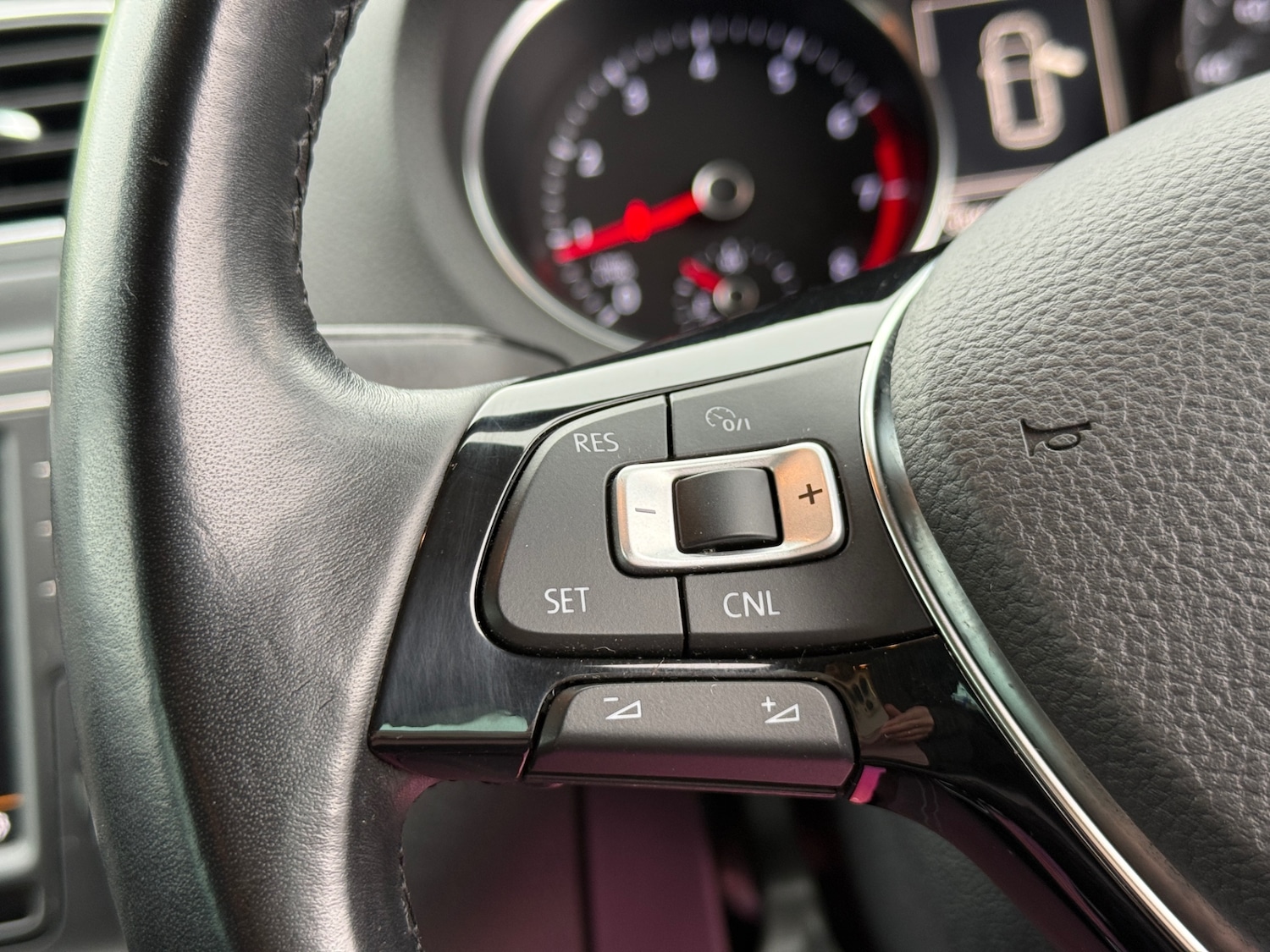 Used Volkswagen Polo 2016 for sale - 77834666: Photo 20