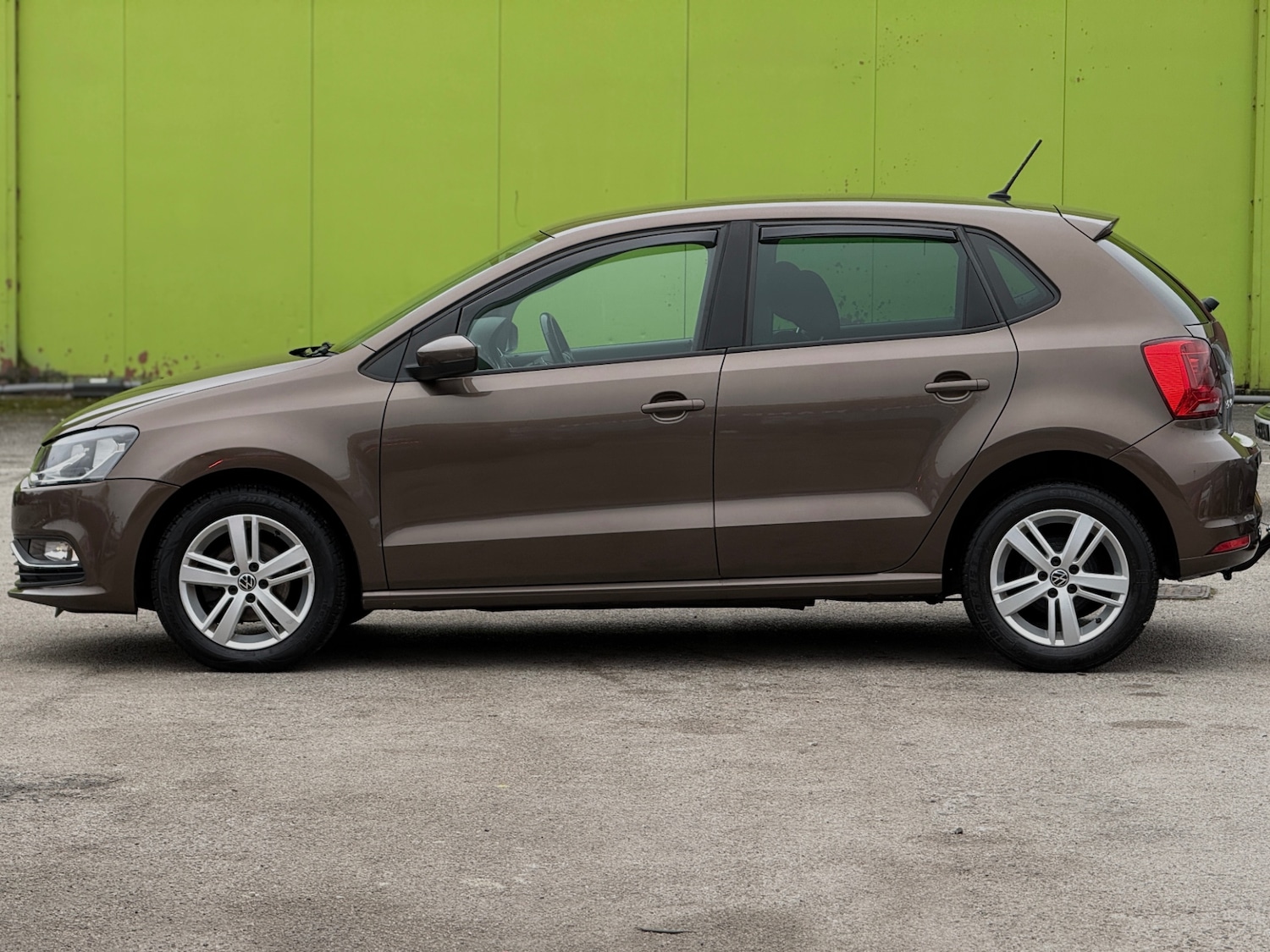 Used Volkswagen Polo 2016 for sale - 77834666: Photo 4