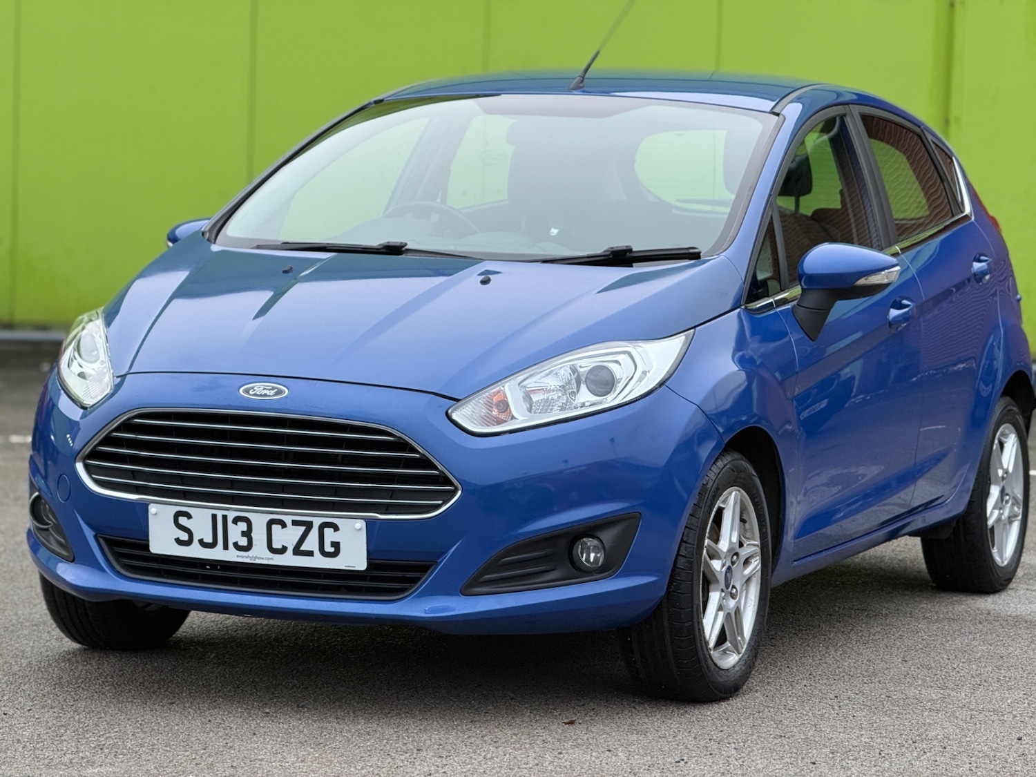 Used Ford Fiesta 2013 for sale - 77041040: Photo 2